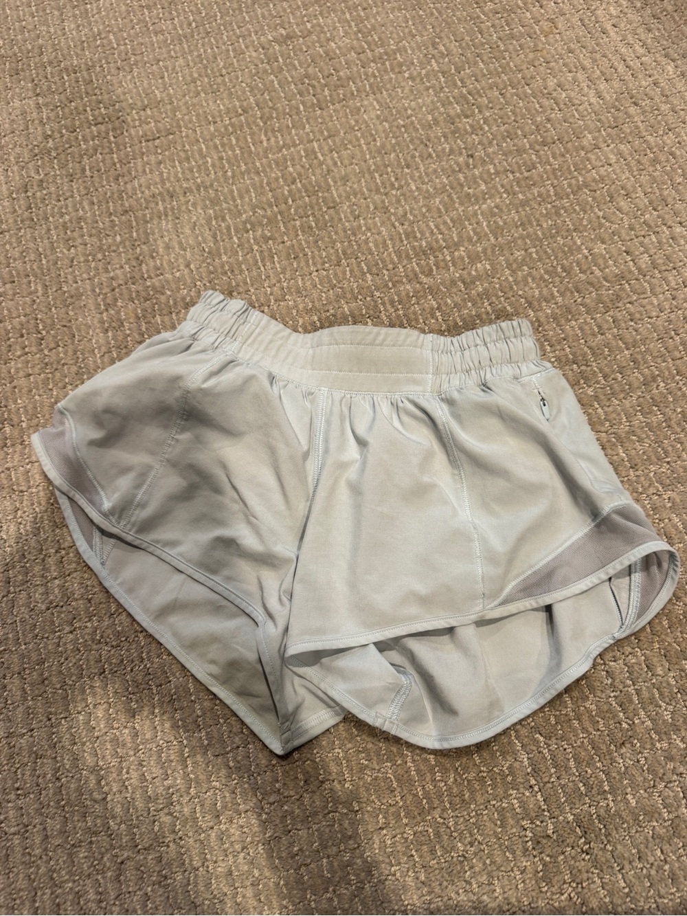lululemon athletica hotty hot
